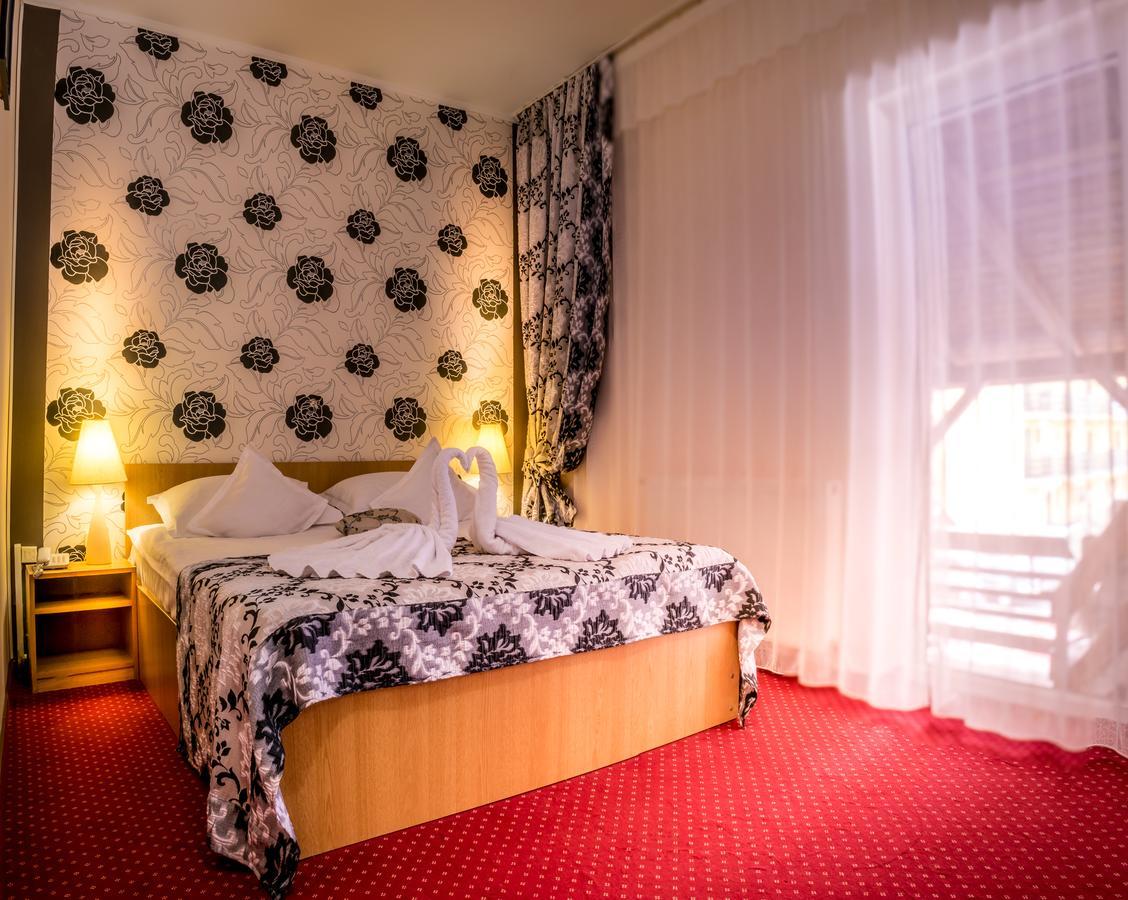 Hotel Marissa Tasnad Ngoại thất bức ảnh